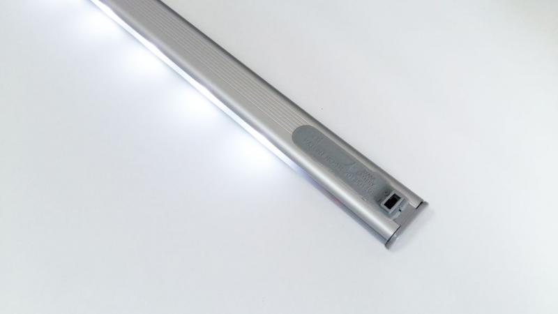 Al LED garderobna šipka - Oklagija - Senzor - Euro Enterijer