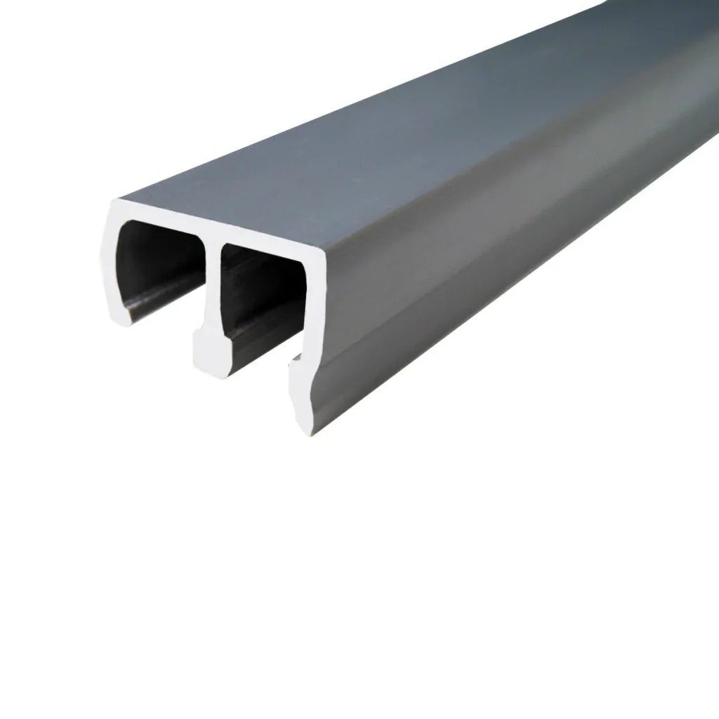 SGM 03-020 Donja šina PVC 3,0m