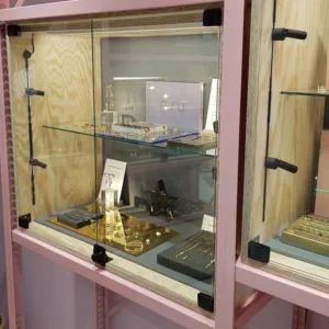 SI bravica CRNA SQUARE 2 krila