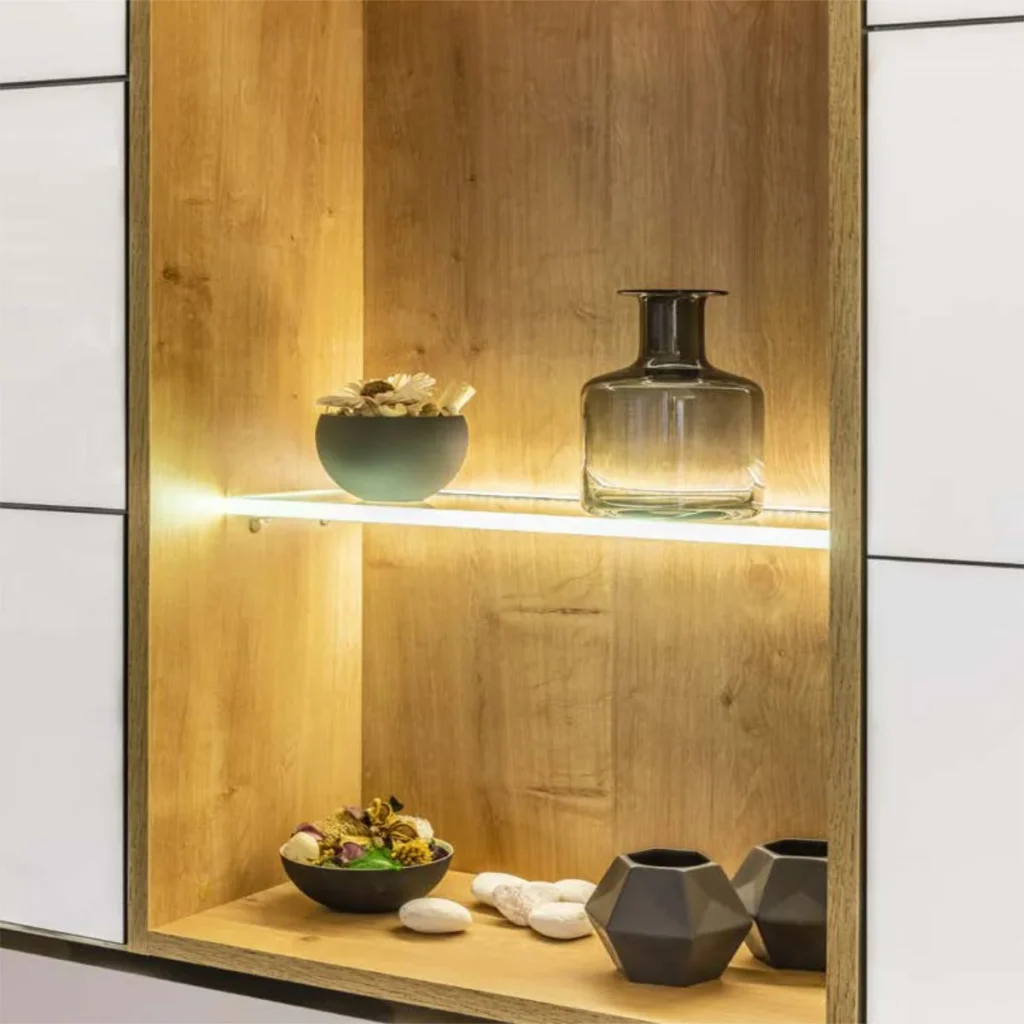 LED N staklena polica 2m GLAX7