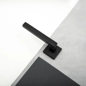 KV Kvaka EP BAR crna