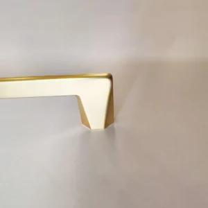 ORN N 128 ruč.ZA30065 zlato EN