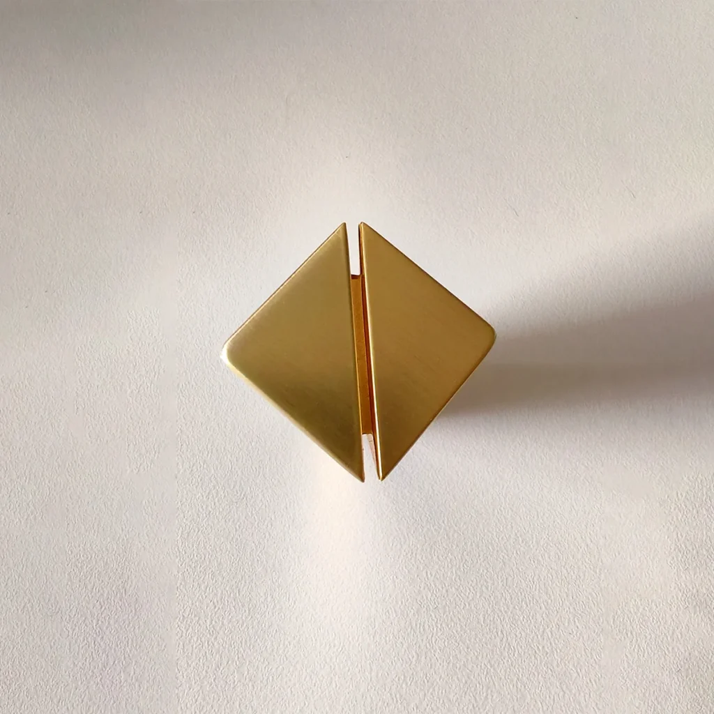 ORN D ruč.ZA30216 zlato EN