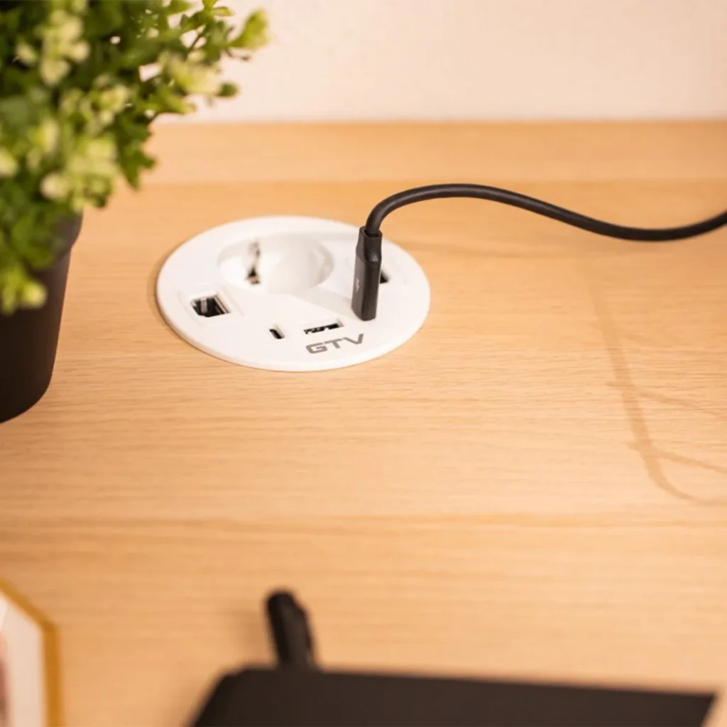 OU utič.RONDO 1xšuko bela GTV